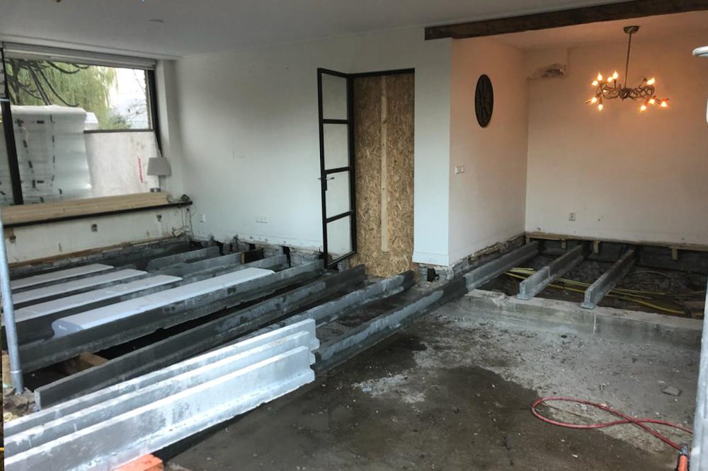 Bouwbedrijf Vrasdonk Graaf Jankade Alkmaar houten muur ervoor 2